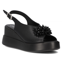 Skórzane sandały na koturnie Filippo DS6076/24 BK czarne
