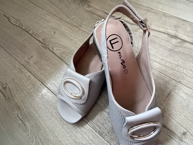 Leather sandals Filippo DS7711/26 BE beige