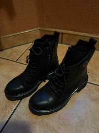 Leather ankle boots Filippo DBT6412/24 BK black