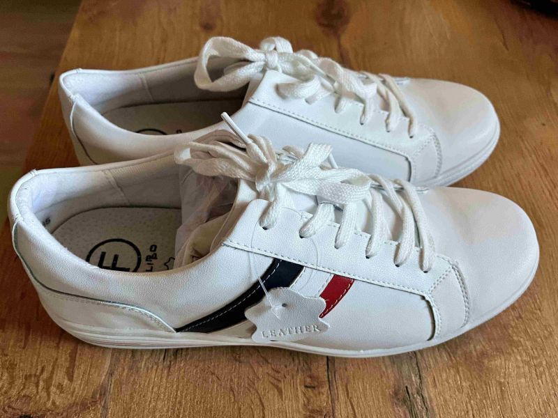 Leather Sneakers Filippo MP947/23 WH white