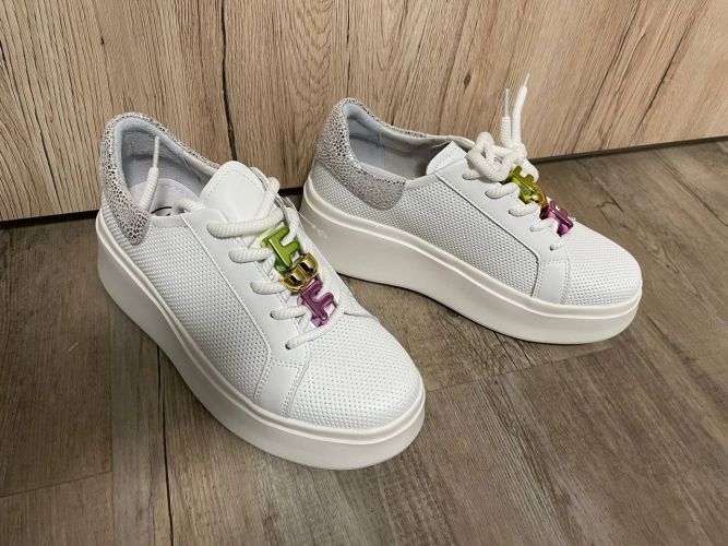 Leather sneakers Filippo DP6793/25 WH white