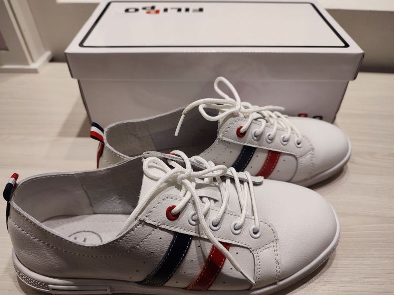 Leather shoes Filippo DP3508/23 WH white