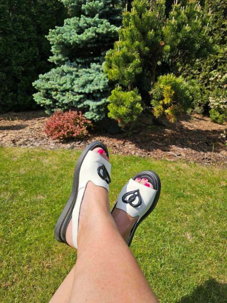 Leather sandals Filippo DS6069/24 WH white