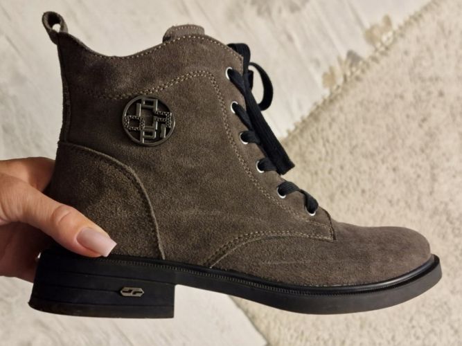 Leather ankle boots Filippo DBT7997/26 GR grey
