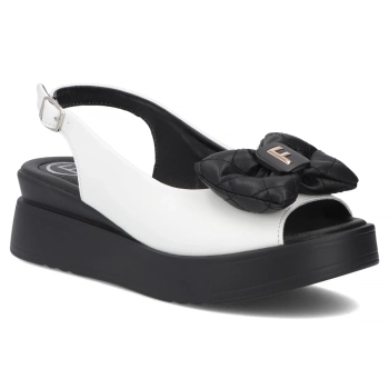 Leather sandals Filippo DS7805/26 WH white