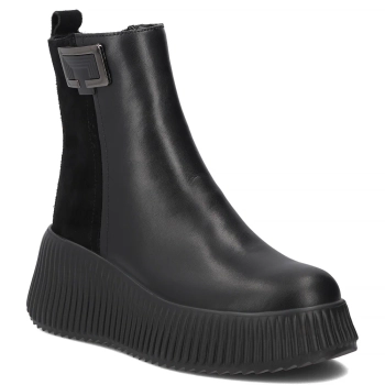 Leather ankle boots Filippo DBT7268/26 BK black