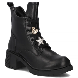 Leather ankle boots Filippo DBT7132/25 BK black