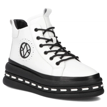 Leather ankle boots Filippo DBT7120/25 WH white