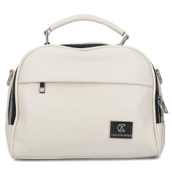 Light beige shoulderbag raven charm