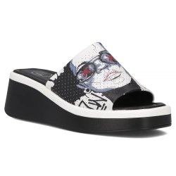 Leather slippers Filippo DK6820/25 WH white