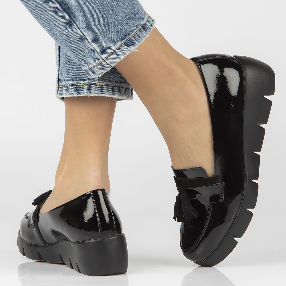 black shoes for women