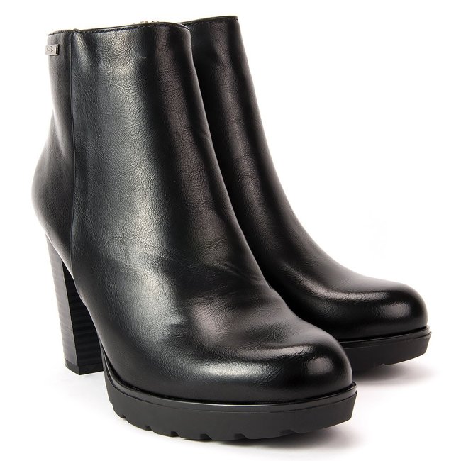 Ankle boots FILIPPO DBT347/17 BK black