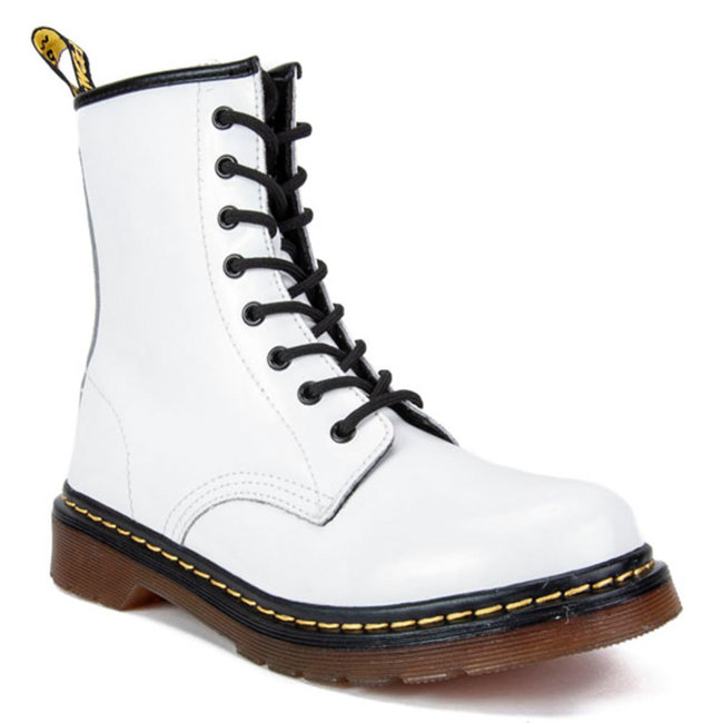 Boots Mckey GL434/17 WH PAT white lacquered
