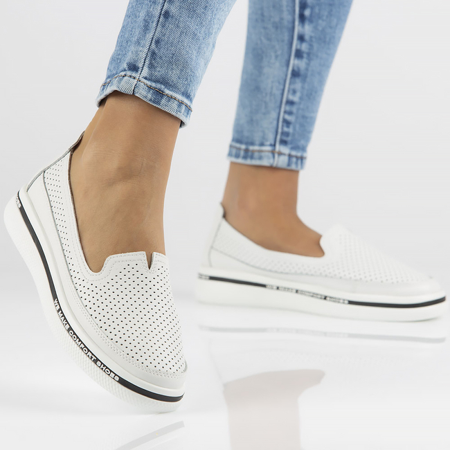 Leather shoes Filippo DP3623/22 WH white