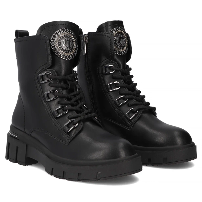 Leather ankle boots Filippo DBT6521/25 BK black