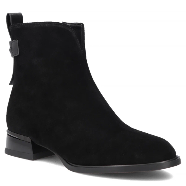 Leather heeled ankle boots Filippo DBT8182/26 BK black