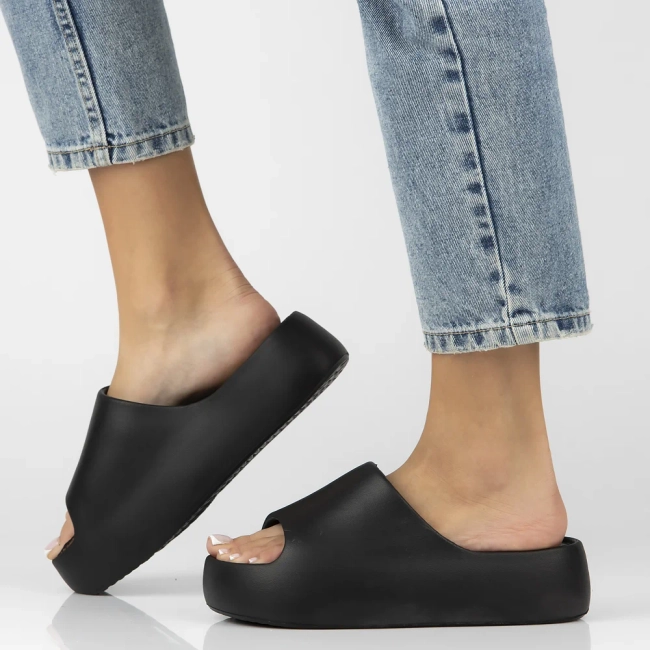 Klapki Filippo DK7113/25 BK czarne