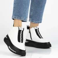 Leather ankle boots Filippo DBT7277/25 WH white