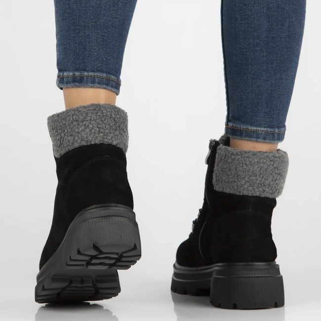 Leather ankle boots Filippo DBT6381/24 BK black