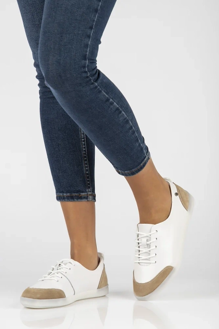 Leather shoes Filippo DP6130/24 WH BE white