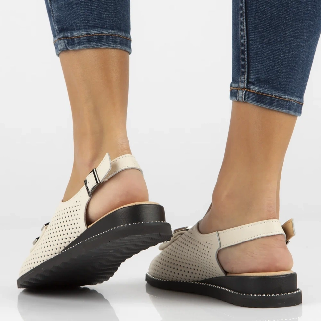 Skórzane sandały Filippo DS6032/25 BE beżowe