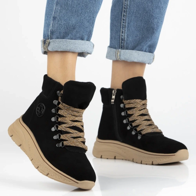 Skórzane botki na platformie Filippo DBT7290/25 BK czarne