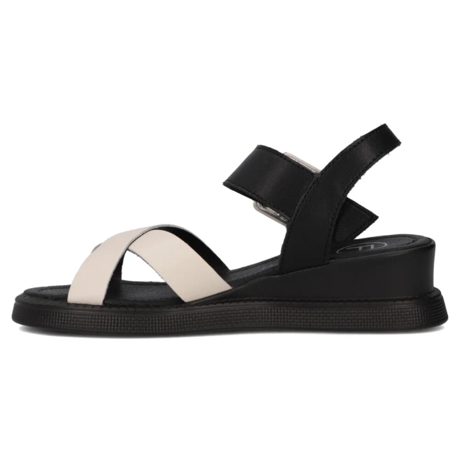 Leather sandals Filippo DS6874/25 BE beige