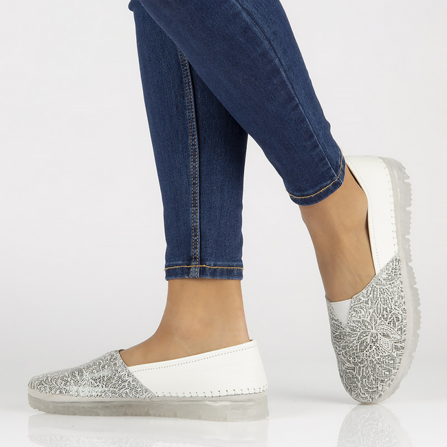 Leather shoes Filippo DP2147/22 WH white