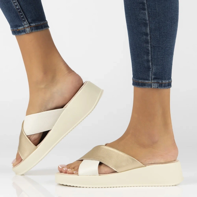 Leather flip-flops Filippo DK6066/24 BE beige