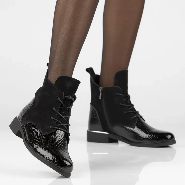 Leather ankle boots Filippo DBT4749/25 BK CR black