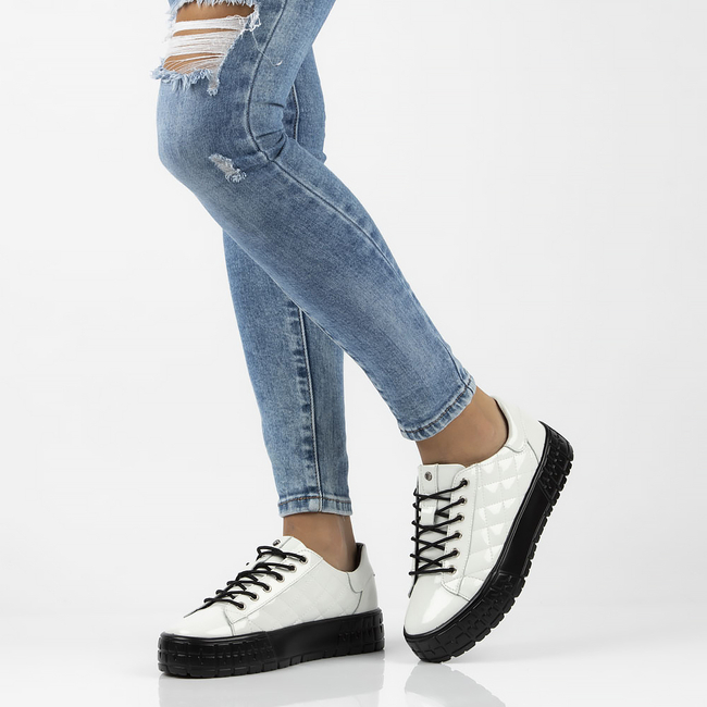 Skórzane półbuty FILIPPO DP3932/22 WH białe