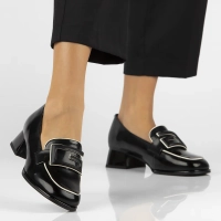 Skórzane lordsy Filippo DP6185/24 BK czarne