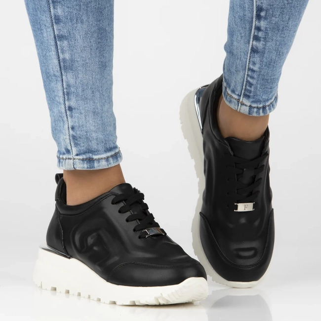 Leather sneakers Filippo DP6849/25 BK black