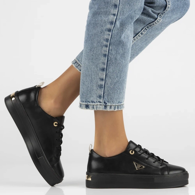 Skórzane półbuty na platformie Filippo DP3533/24 BK czarne