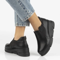 Leather ankle boots Filippo DBT7164/25 BK black