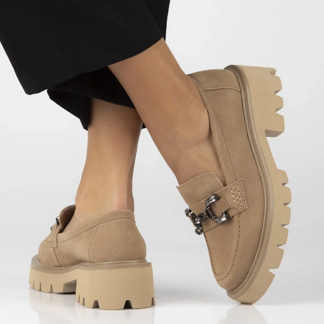 Skórzane półbuty na platformie Filippo DP6475/24 BE beżowe
