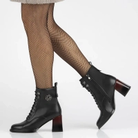 Leather ankle boots Filippo DBT6316/24 BK black