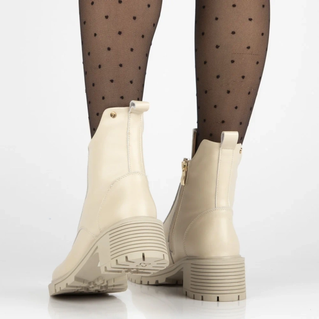 Leather ankle boots Filippo DBT7132/25 BE beige