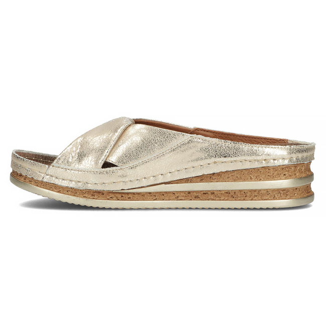 Leather flip-flops Filippo 50095 gold