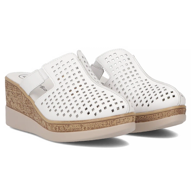 Leather slippers Filippo DK6818/25 WH white