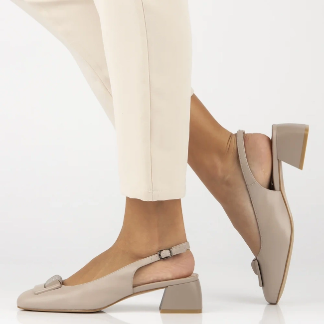 Skórzane czółenka Filippo DP6945/25 BE beżowe