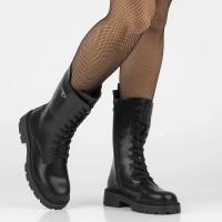 Leather ankle boots Filippo DBT6302/25 BK black