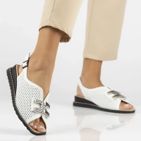 Leather sandals Filippo DS6032/24 WH white