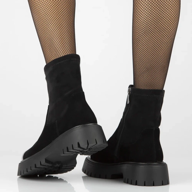 Leather ankle boots Filippo DBT6406/24 BK black