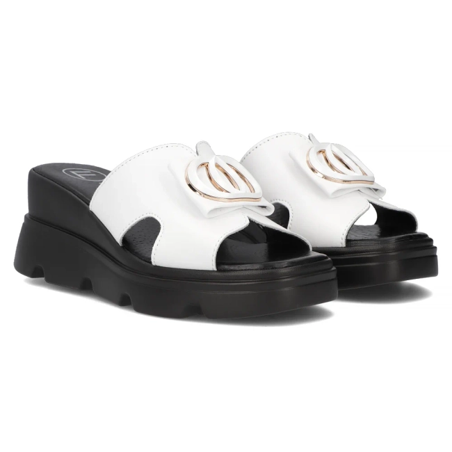 Leather slippers Filippo DK6078/24 WH white