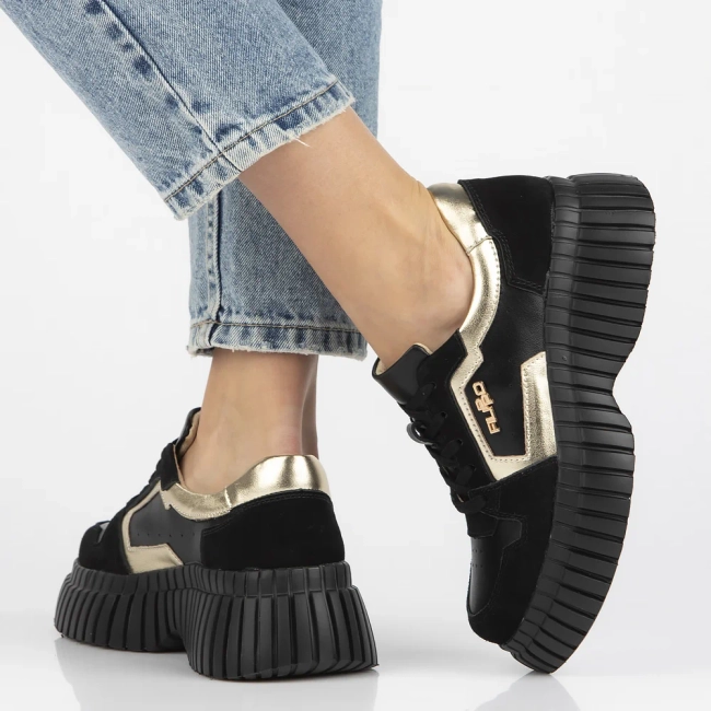 Skórzane sneakersy Filippo DP6780/25 BK GO czarne