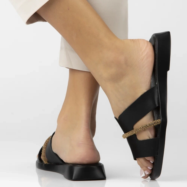 Leather flip-flops Filippo DK6878/25 BK black