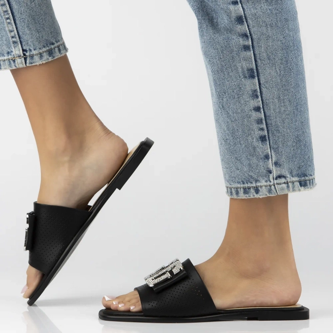 Skórzane klapki Filippo DK6985/25 BK czarne