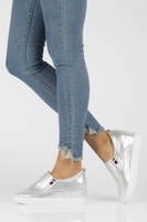 Skórzane półbuty Filippo DP1356/22 SI srebrne