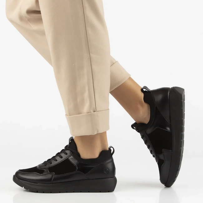 Skórzane sneakersy Remonte D2V00-00 czarne